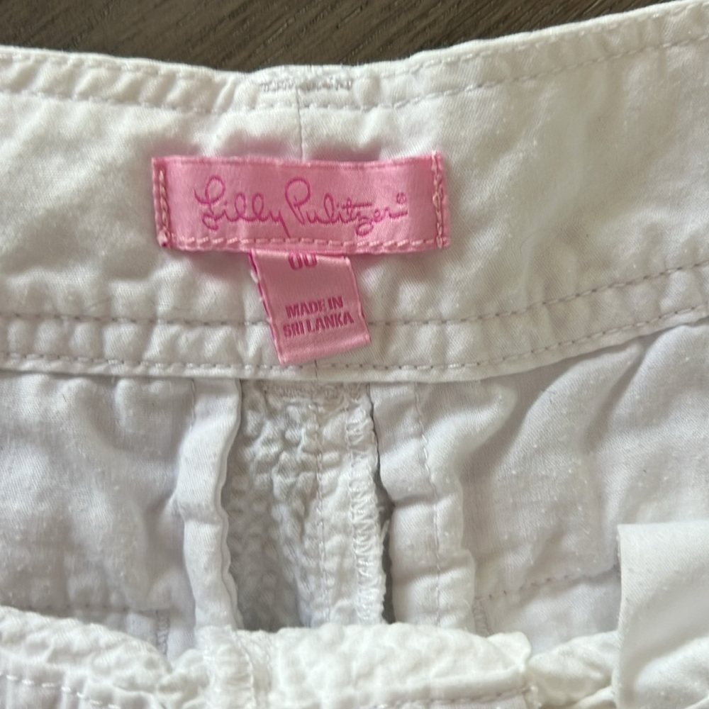 Lilly Pulitzer Buttercup Shorts - Resort White - Size 00 - Picture 3 of 4